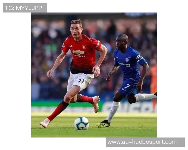 赫迪拉盛赞维蒂尼亚自信表现称其为巴黎中场的节拍器