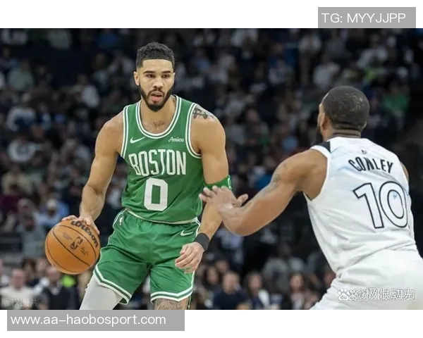 凯尔特人半场三分命中率惨淡怀特豪泽双双失准让人失望