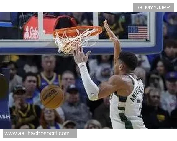 字母哥半场高效发挥13分4板3助攻正负值11展现全面实力